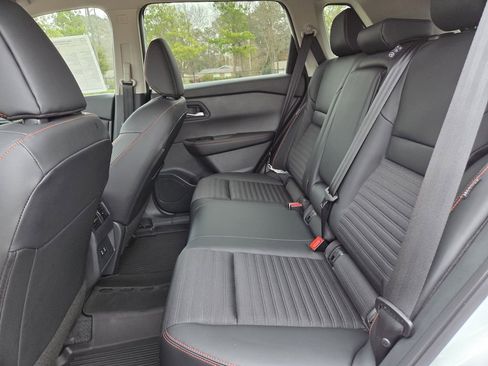 New 2026 Nissan Rogue SV image 18