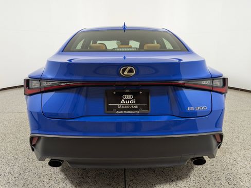 Used 2024 Lexus IS 300 w/ Comfort Package image 6