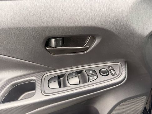 Used 2020 Nissan Versa S image 16