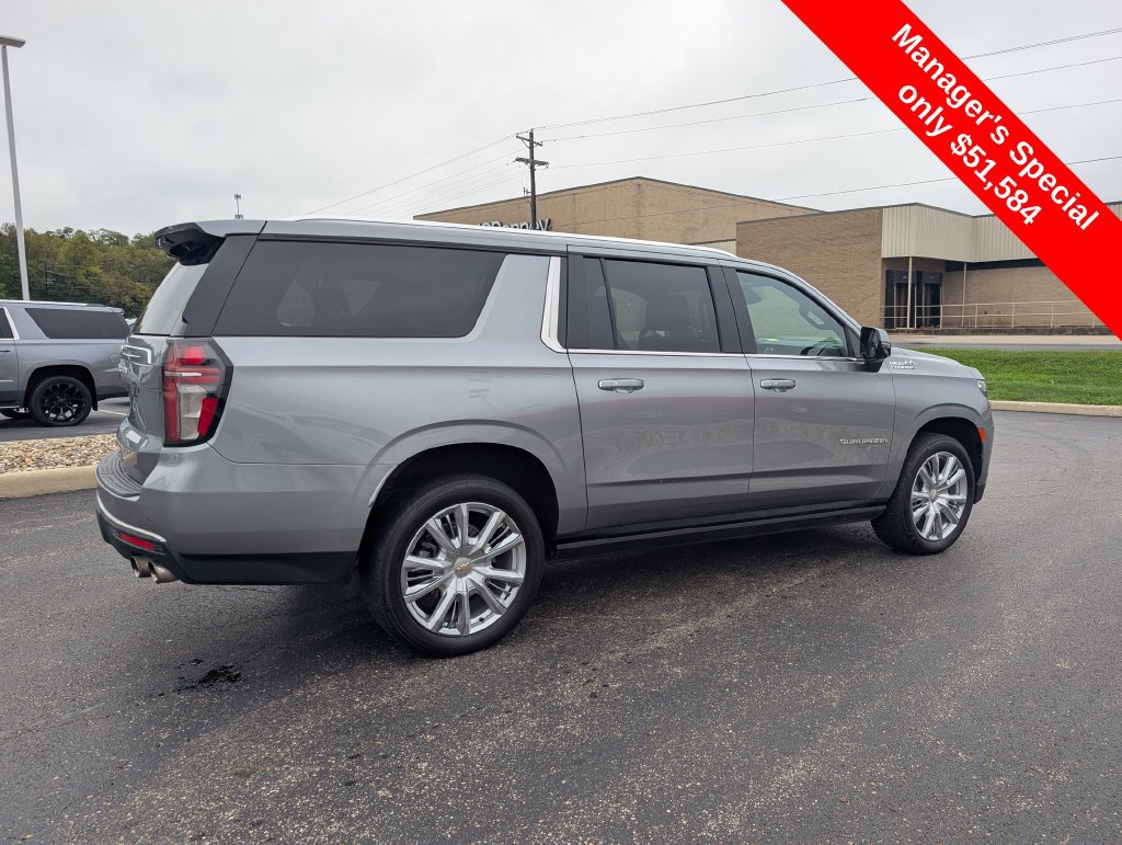 Used 2023 Chevrolet Suburban High Country w/ Premium Package 2 AWD/4WD image 8