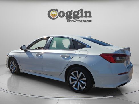 Certified 2022 Honda Civic LX image 3