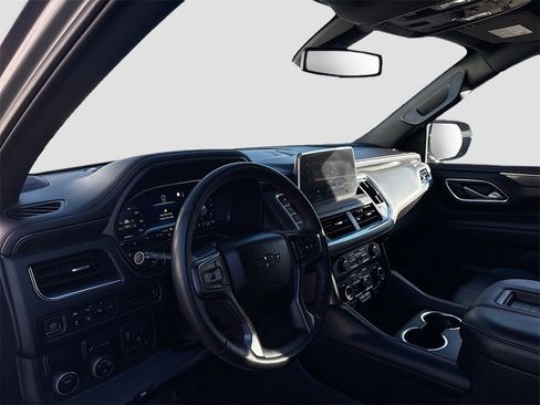 Used 2022 Chevrolet Tahoe RST w/ Luxury Package image 9