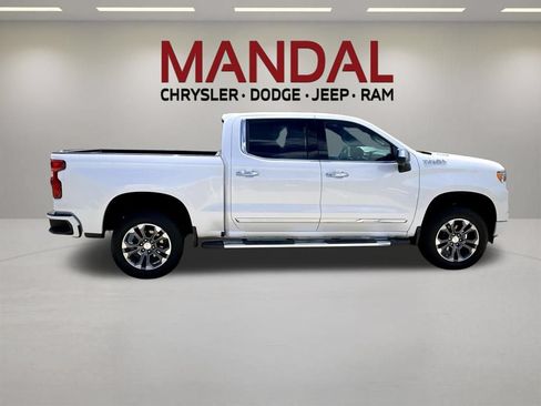 Used 2023 Chevrolet Silverado 1500 High Country w/ Technology Package AWD/4WD image 5