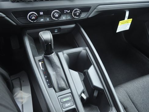 Certified 2025 Honda Accord LX image 22