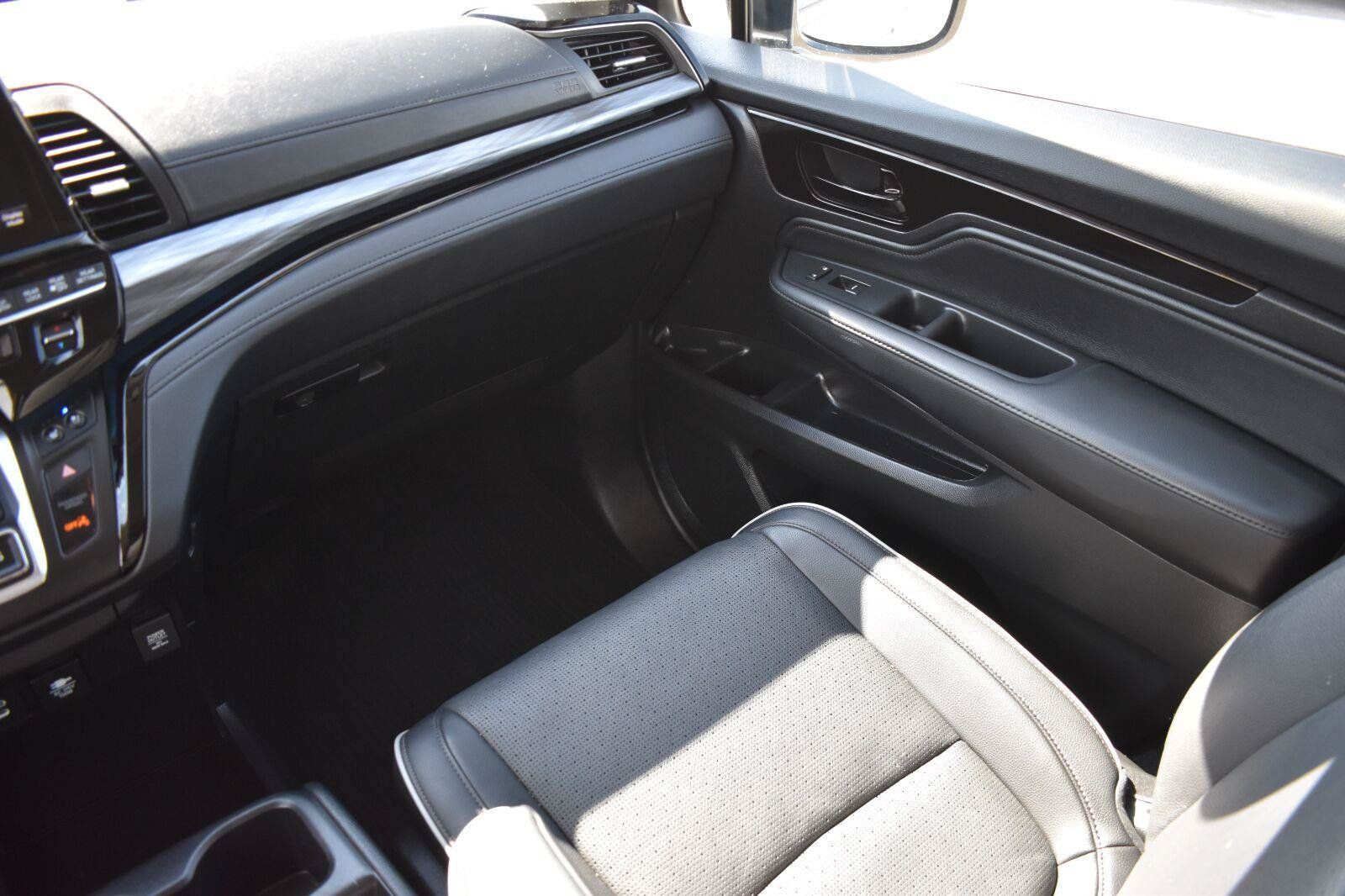 Used 2025 Honda Odyssey Elite image 24
