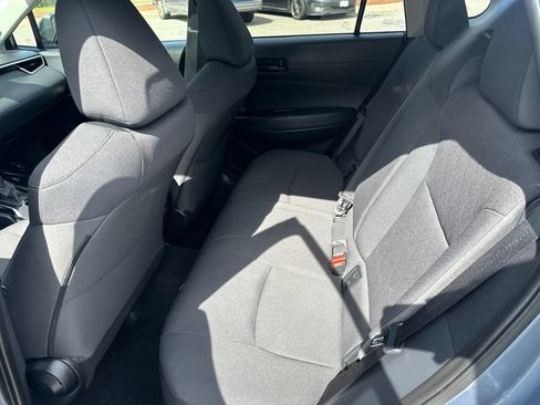 Used 2024 Toyota Corolla Cross LE w/ Moonroof Package AWD/4WD image 18