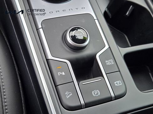 Certified 2023 Kia Sorento EX FWD image 22