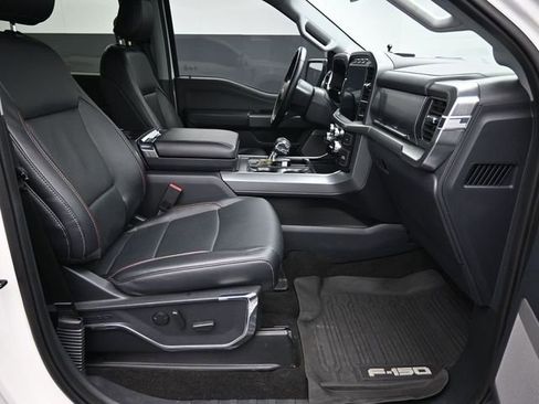 Used 2022 Ford F150 Lariat image 23
