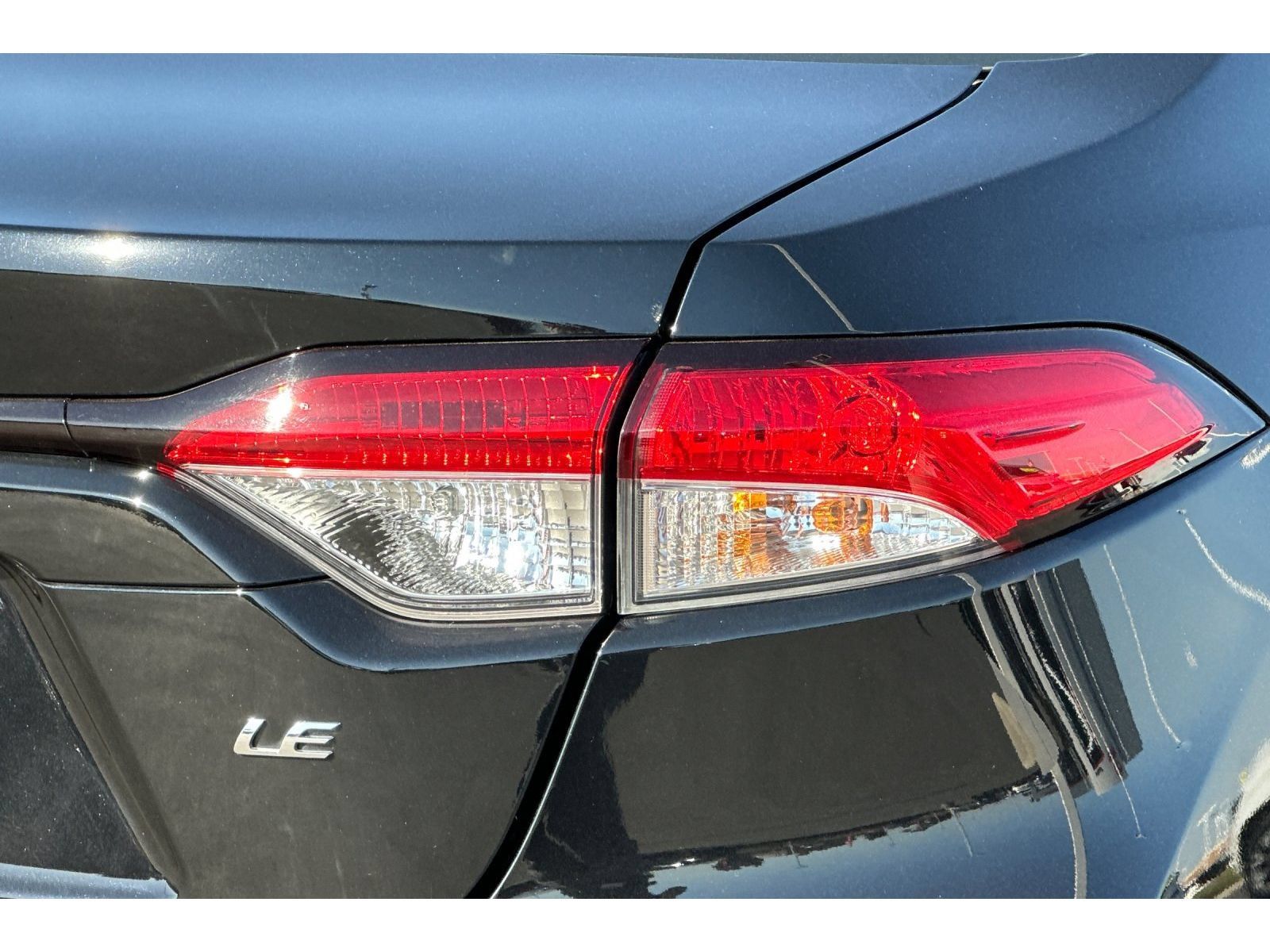 Certified 2024 Toyota Corolla LE FWD image 29