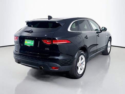 Used 2020 Jaguar F-PACE Premium image 10