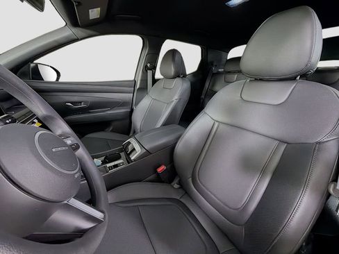 Used 2025 Hyundai Santa Cruz SEL FWD image 13