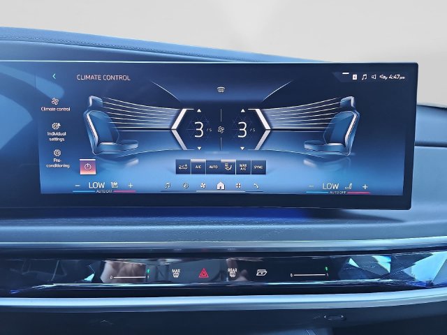 Used 2023 BMW 740i w/ Executive Package RWD image 27