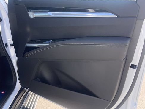 New 2026 Cadillac Escalade Luxury w/ Touring Package AWD/4WD image 29