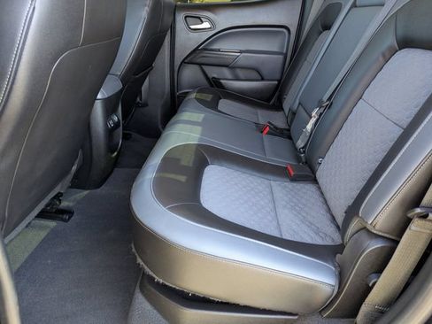 Used 2019 Chevrolet Colorado Z71 RWD image 14