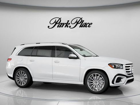 New 2026 Mercedes-Benz GLS 450 4MATIC image 28
