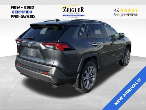 Used 2019 Toyota RAV4 Limited w/ Cold Weather Package AWD/4WD image 5