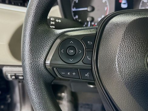Used 2025 Toyota Corolla LE FWD image 14