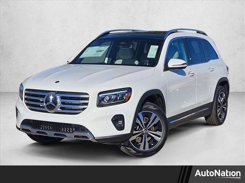 New 2026 Mercedes-Benz GLB 250 4MATIC image 1