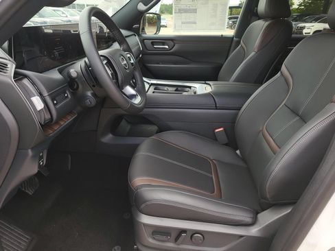 New 2026 Nissan Armada SL w/ Captain's Chari Seat Package RWD image 20