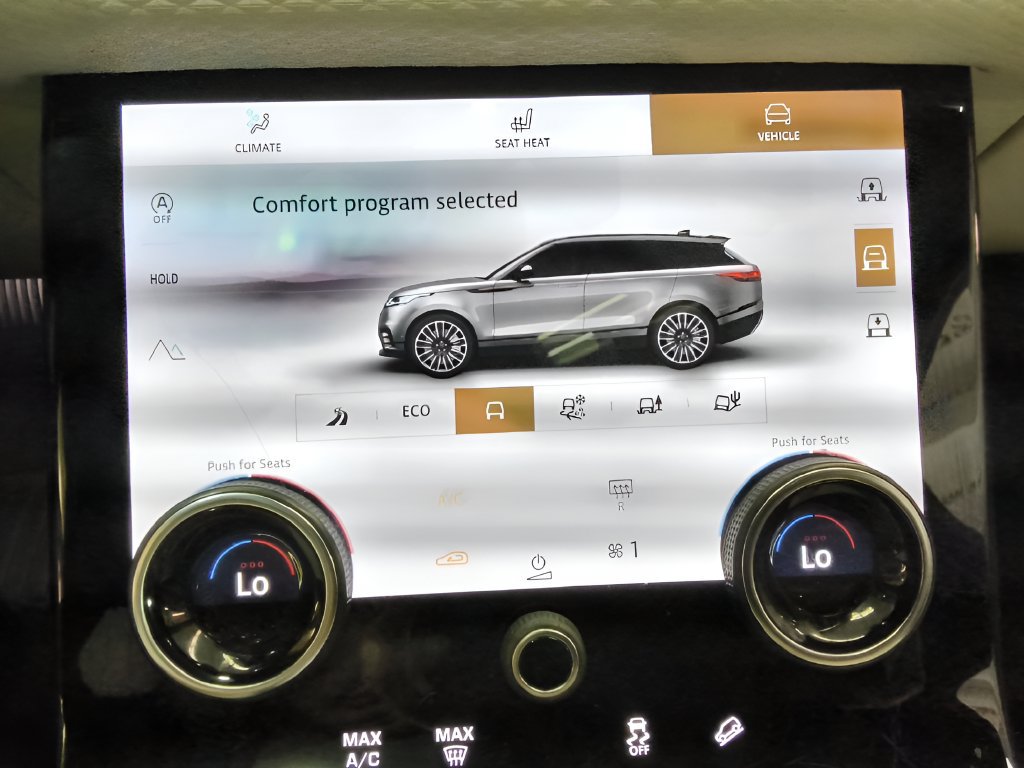 Used 2020 Land Rover Range Rover Velar R-Dynamic S AWD/4WD image 23
