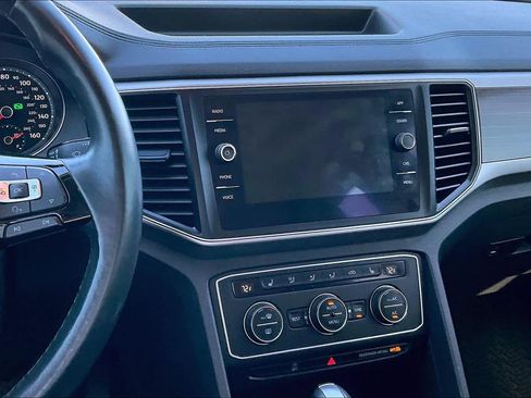 Used 2018 Volkswagen Atlas SE image 5