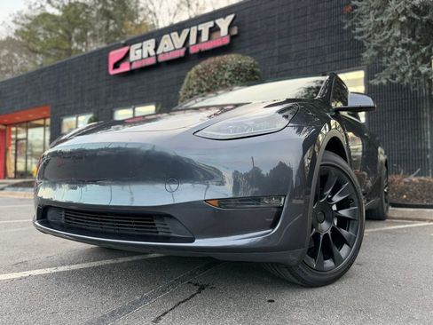 Used 2024 Tesla Model Y Long Range image 2