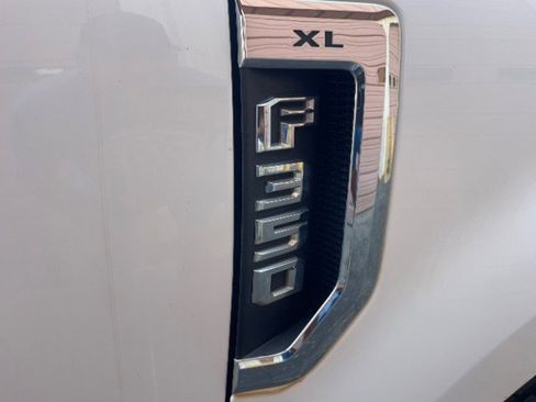 Used 2019 Ford F350 XL w/ Power Equipment Group RWD image 14