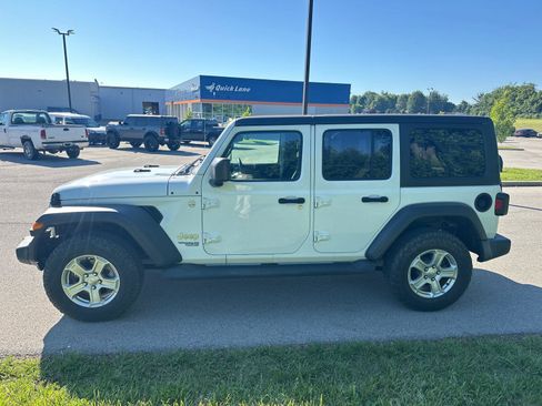 Used 2019 Jeep Wrangler Unlimited Sport S AWD/4WD image 10