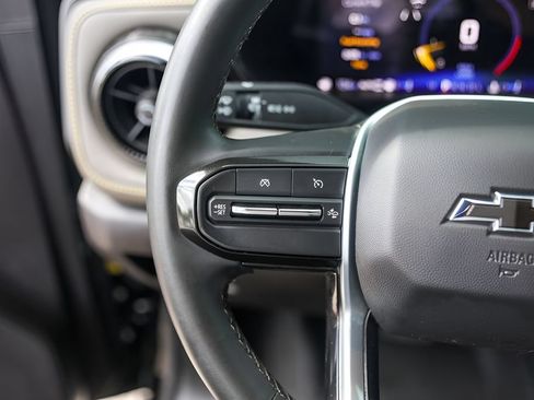 Used 2024 Chevrolet Colorado ZR2 w/ Technology Package AWD/4WD image 14