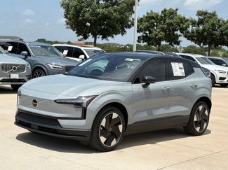 New 2025 Volvo EX30 Plus w/ Protection Package Premier video 2