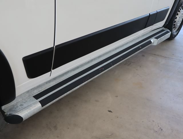 Used 2025 RAM ProMaster 2500 w/ U-Haul Equipment Group FWD image 33