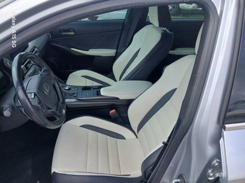Used 2021 Lexus IS 350 F Sport RWD image 11