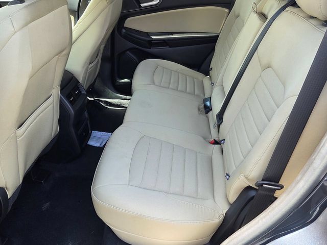 Used 2024 Ford Edge SE AWD/4WD image 5