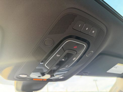 Used 2018 Audi SQ5 Prestige image 29