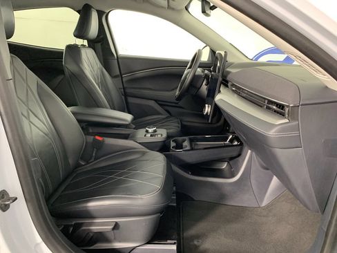 Used 2022 Ford Mustang Mach-E Select w/ Comfort/Technology Package RWD image 41
