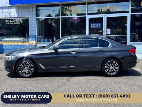 Used 2018 BMW 530i xDrive AWD/4WD image 8