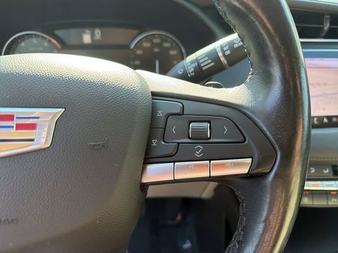 Used 2021 Cadillac XT4 Premium Luxury FWD image 23