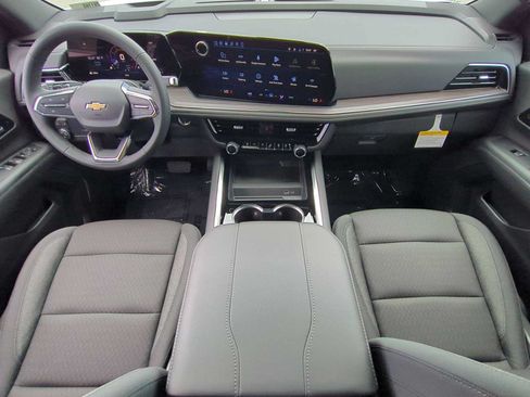New 2026 Chevrolet Suburban LS RWD image 13