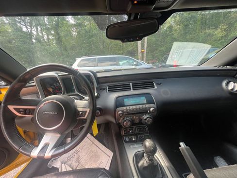 Used 2011 Chevrolet Camaro LT w/ RS Package image 18