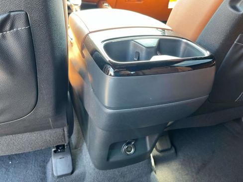 New 2025 Kia Telluride AWD image 17