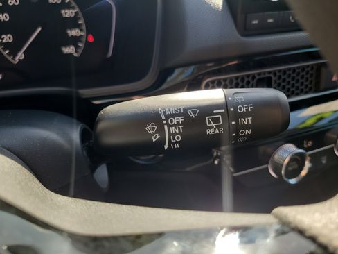 Used 2023 Honda Civic LX image 29