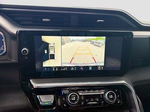 Used 2022 GMC Sierra 1500 Denali AWD/4WD image 31