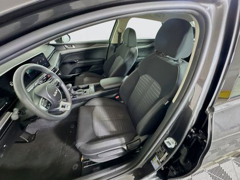 Used 2025 Kia K5 LXS image 13