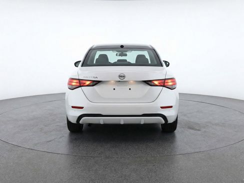 Used 2025 Nissan Sentra SV image 7