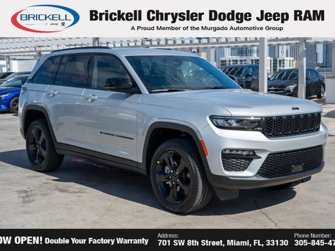 New 2025 Jeep Grand Cherokee Limited w/ Black Appearance Package image 3