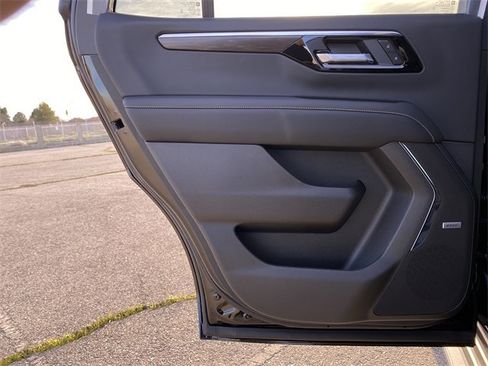 New 2026 Chevrolet Tahoe Premier image 27