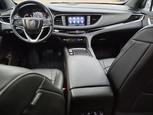 Certified 2022 Buick Enclave Avenir w/ Avenir Technology Package image 21