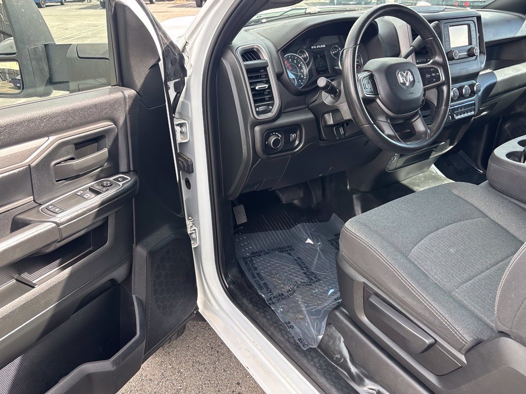 Used 2023 RAM 5500 Tradesman RWD image 9