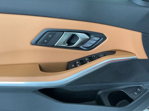 Certified 2025 BMW 330i xDrive Sedan w/ M Sport Package image 18