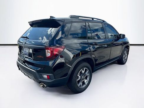 Used 2023 Honda Passport TrailSport image 9